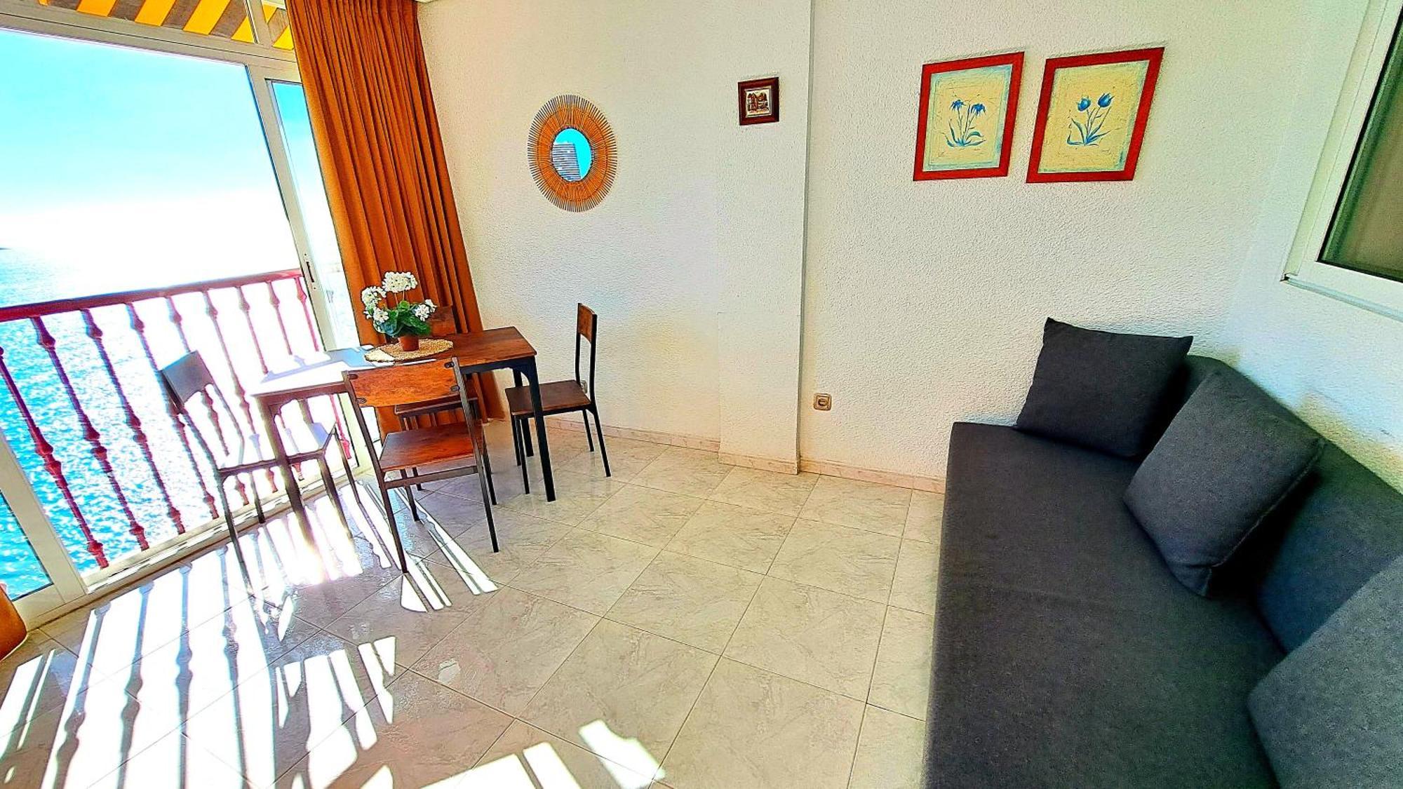 Damas - 23 B, Primera Linea, Playa Levante Apartamento Benidorm